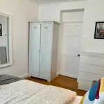 2 Bedroom Flat Bermondsey Tower Bridge