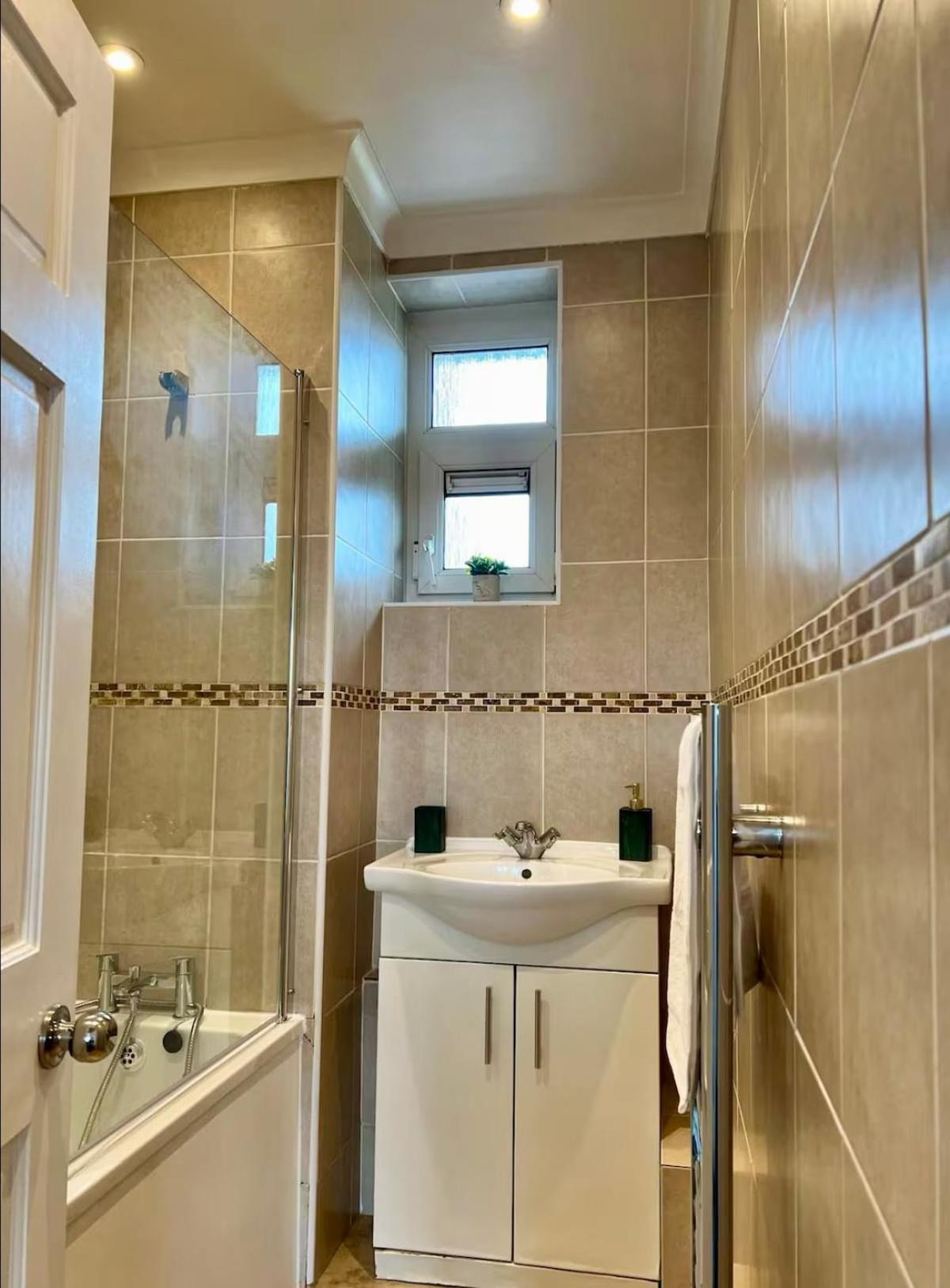 Apartment 2 Bedroom Flat Bermondsey Tower Bridge London